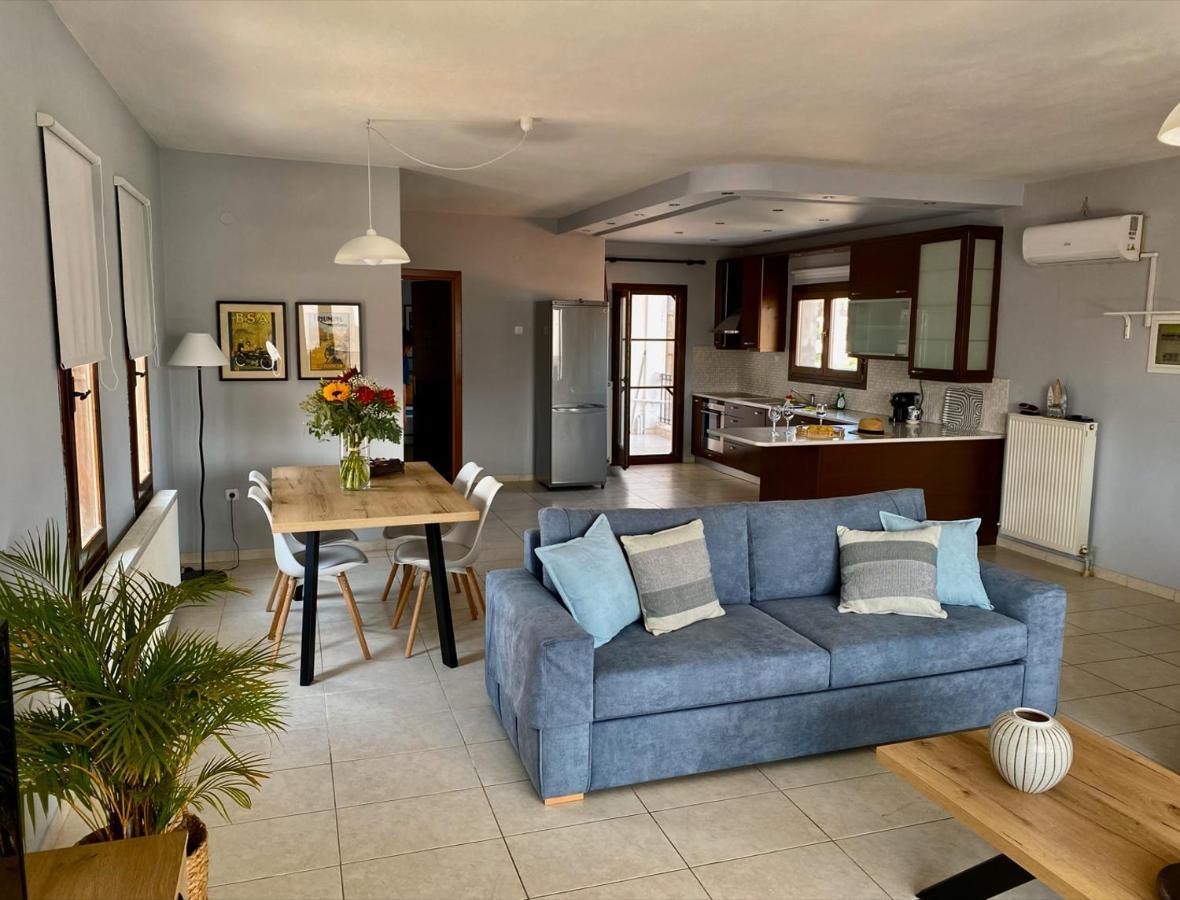 Holiday home Anemos